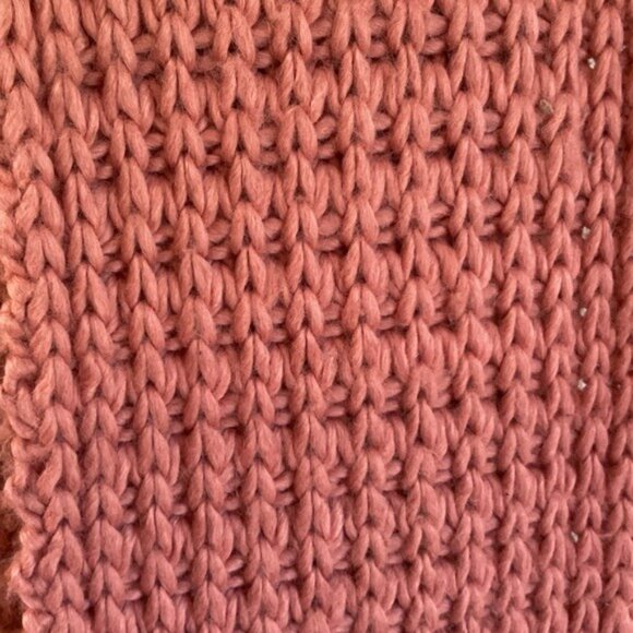 Extra Long Dusty Pink Winter Scarf With Tassels - Picture 5 of 7